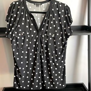 Short sleeve, black/white polka dot blouse